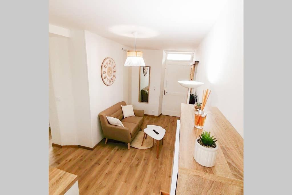 Ferienwohnung Le Cocoon / Proche Gare / Netflix Sens Exterior foto